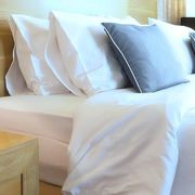 White Pillow Cases in Bulk